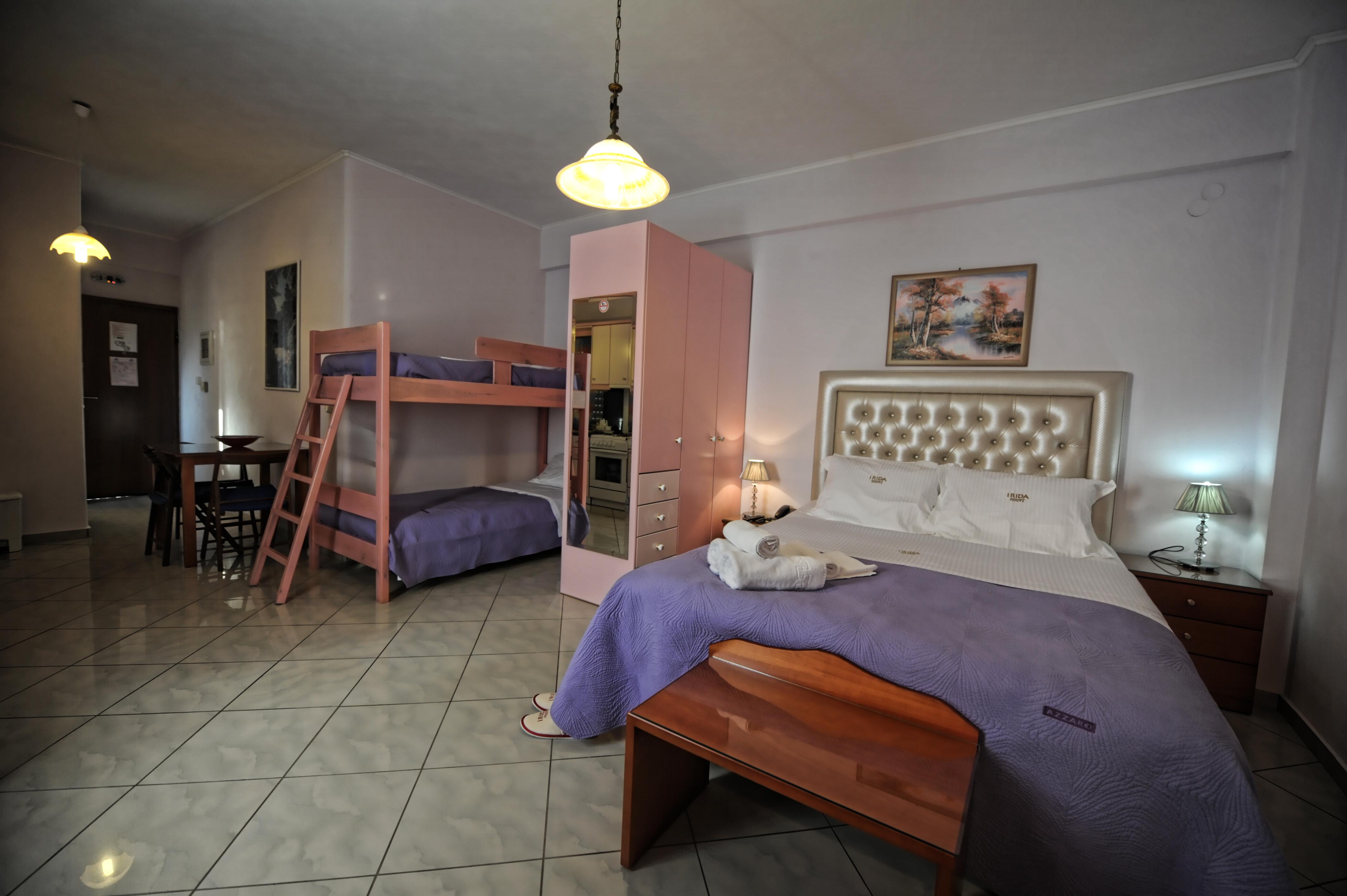 Irida Beach Resort Suites คิปปาริสเซีย ภายนอก รูปภาพ